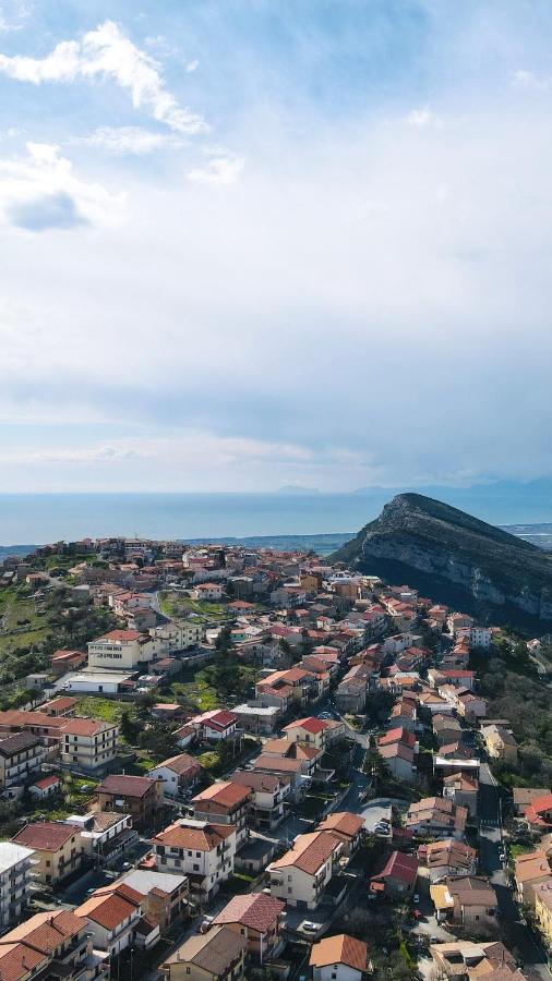 Appartamento "Il Geranio" Trentinara Buitenkant foto